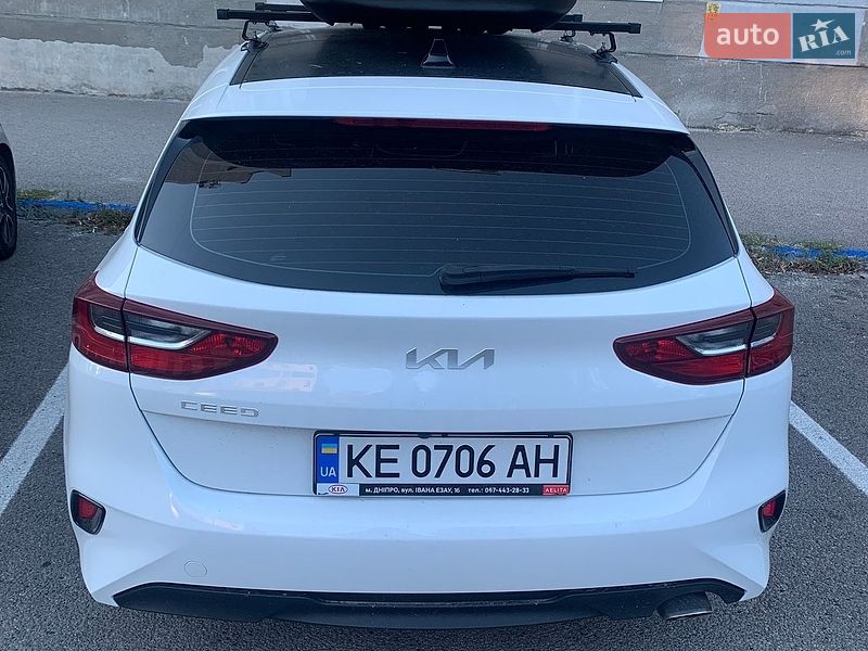 Хетчбек Kia Ceed 2023 в Дніпрі фото 4 Хетчбек Kia Ceed 2023 в Дніпрі