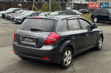 Хэтчбек Kia Ceed 2008 в Киеве фото 4 Хэтчбек Kia Ceed 2008 в Киеве