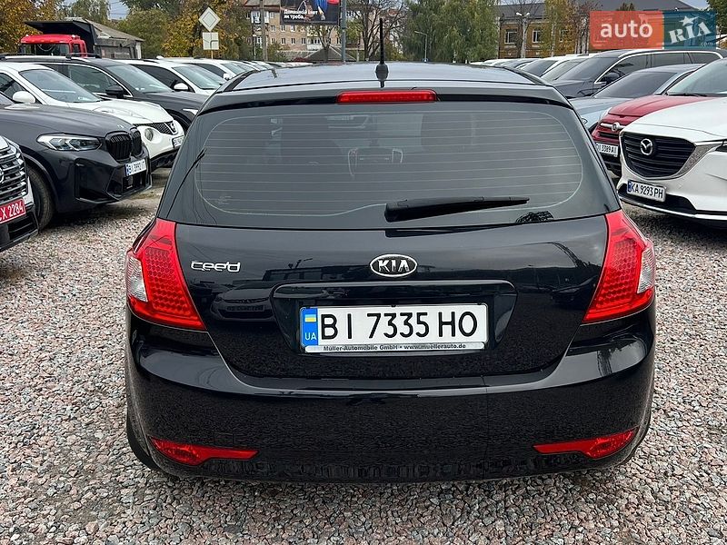 Хетчбек Kia Ceed 2012 в Полтаві