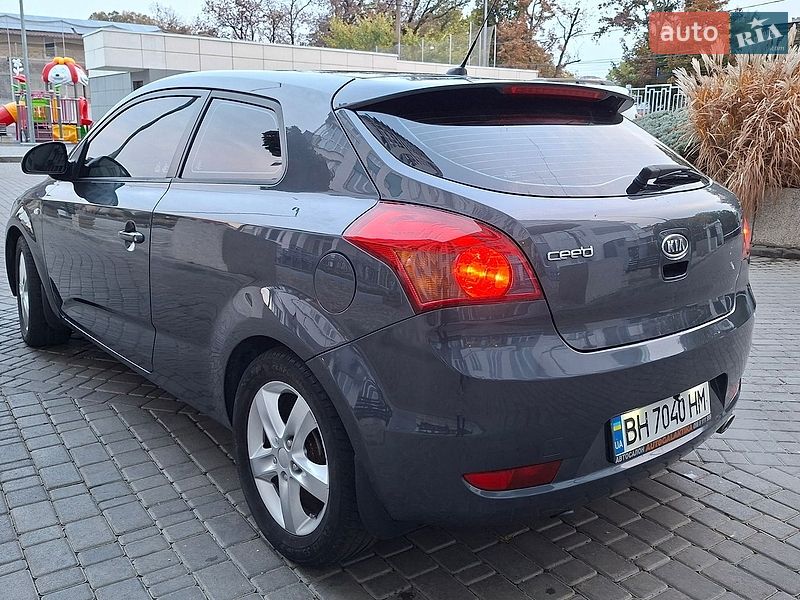 Хетчбек Kia Ceed 2008 в Одесі