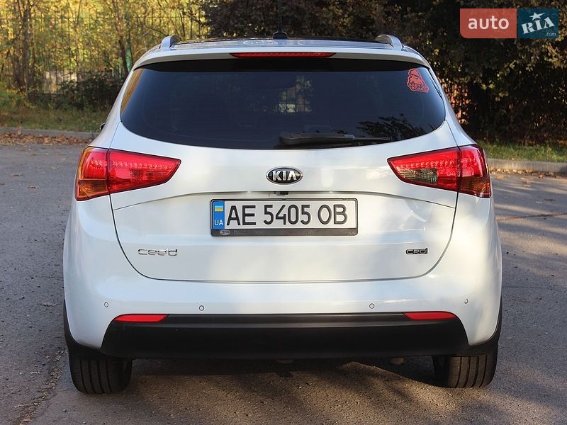 Універсал Kia Ceed 2013 в Дніпрі
