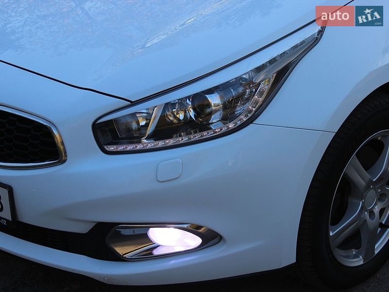 Універсал Kia Ceed 2013 в Дніпрі