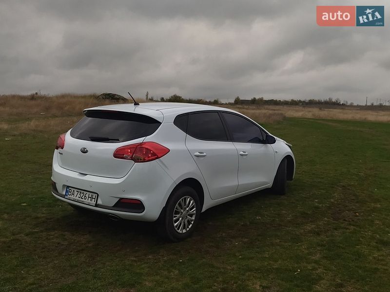 Хетчбек Kia Ceed 2013 в Новоукраїнці фото 35 Хетчбек Kia Ceed 2013 в Новоукраїнці