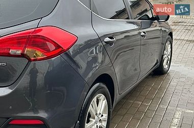 Хетчбек Kia Ceed 2012 в Чорткові