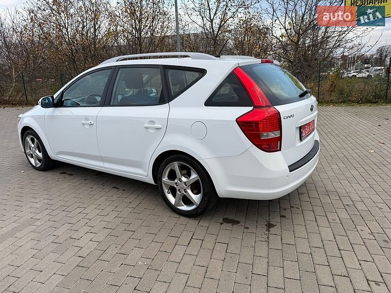 Універсал Kia Ceed 2011 в Вінниці фото 23 Універсал Kia Ceed 2011 в Вінниці