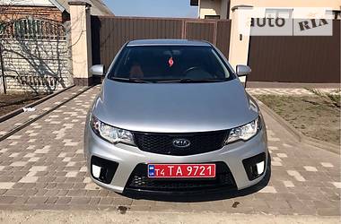 Хетчбек Kia Cerato Koup 2011 в Запоріжжі