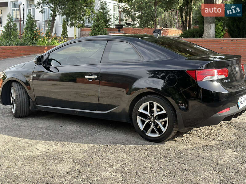 Купе Kia Cerato Koup 2011 в Дніпрі