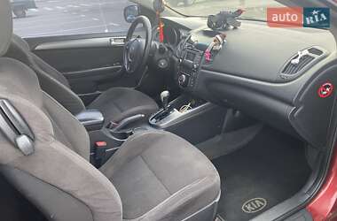 Купе Kia Cerato Koup 2010 в 