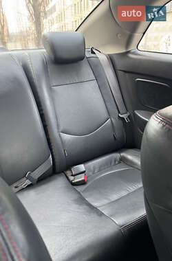Купе Kia Cerato Koup 2011 в 