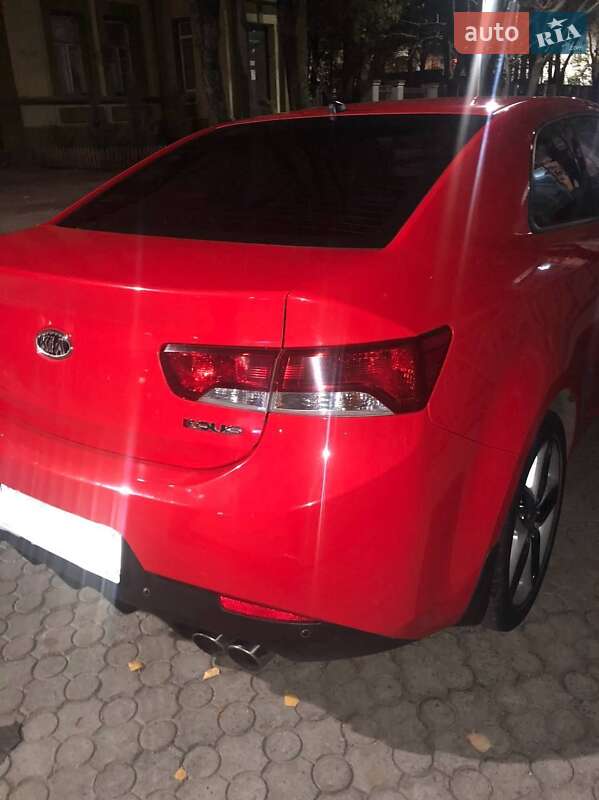 Купе Kia Cerato Koup 2011 в Дніпрі