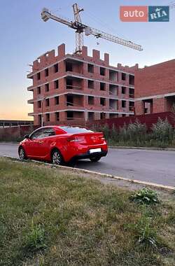 Купе Kia Cerato Koup 2011 в 