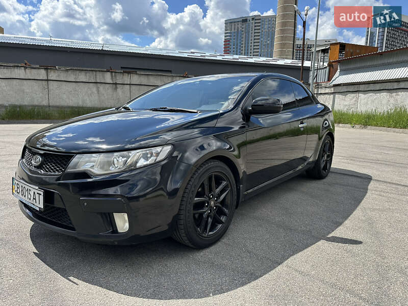 Купе Kia Cerato Koup 2011 в 