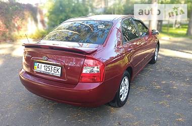 Седан Kia Cerato 2006 в Ирпене