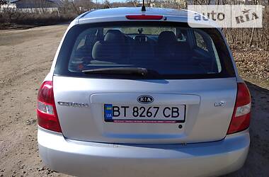 Хэтчбек Kia Cerato 2006 в Херсоне