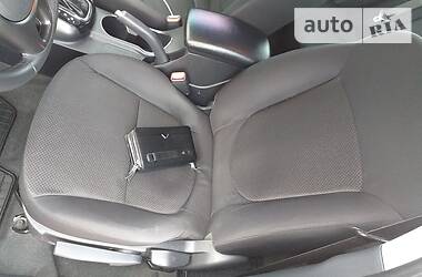 Седан Kia Cerato 2011 в 