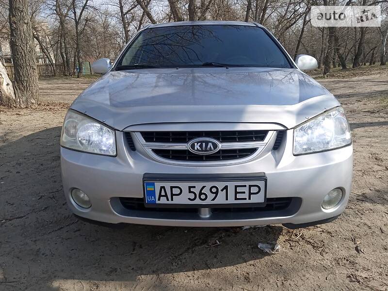 Седан Kia Cerato 2006 в Запоріжжі