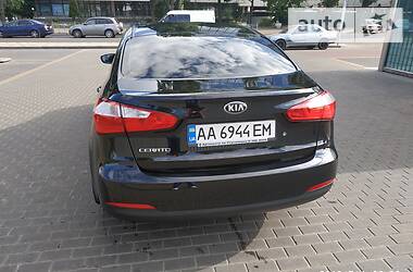 Седан Kia Cerato 2013 в Киеве