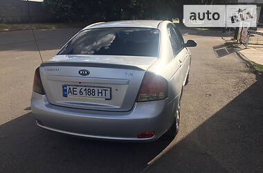 Седан Kia Cerato 2007 в Днепре