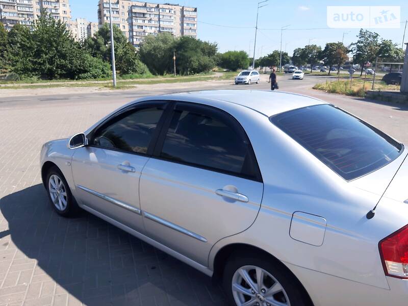 Седан Kia Cerato 2008 в Киеве