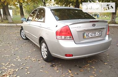 Седан Kia Cerato 2007 в Кривом Роге