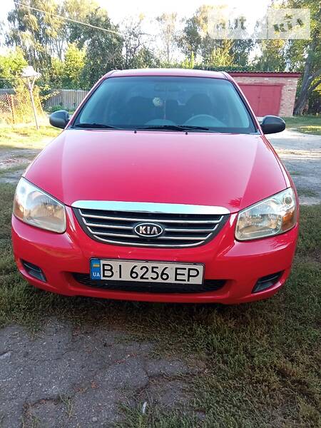 Седан Kia Cerato 2007 в Хороле