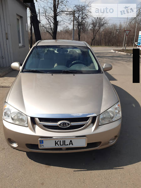 Седан Kia Cerato 2006 в Кривому Розі