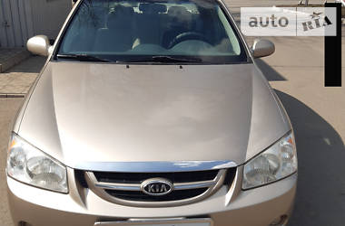 Седан Kia Cerato 2006 в Кривом Роге