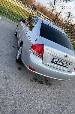 Седан Kia Cerato 2008 в Днепре