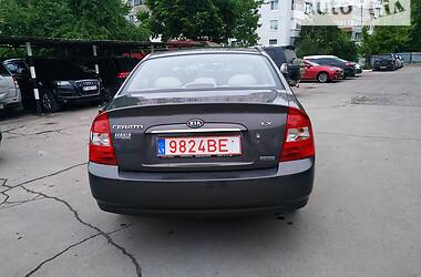 Седан Kia Cerato 2006 в Херсоне