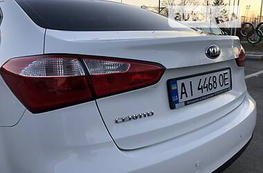 Седан Kia Cerato 2012 в Киеве