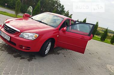 Седан Kia Cerato 2005 в Бучаче