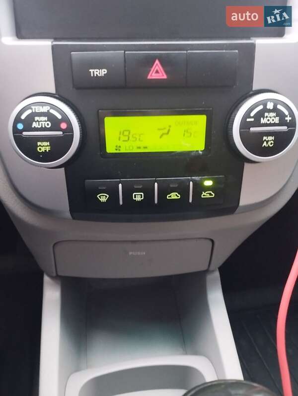 Седан Kia Cerato 2007 в Остер