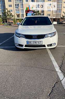 Седан Kia Cerato 2012 в Николаеве