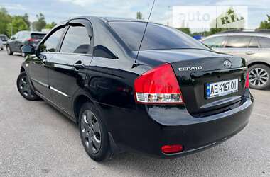 Седан Kia Cerato 2008 в Днепре