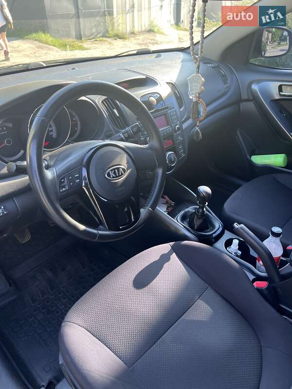 Седан Kia Cerato 2012 в Харкові фото 6 Седан Kia Cerato 2012 в Харкові