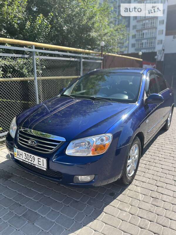 Седан Kia Cerato 2008 в Ивано-Франковске