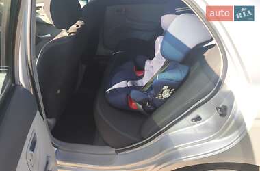 Седан Kia Cerato 2007 в Киеве