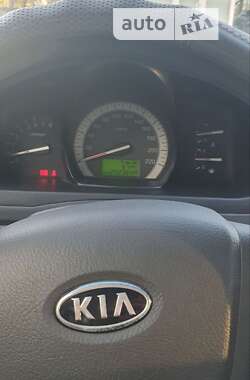 Седан Kia Cerato 2007 в Дніпрі