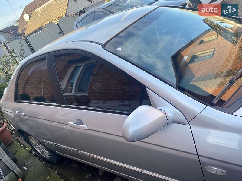 Седан Kia Cerato 2006 в Хмельнике