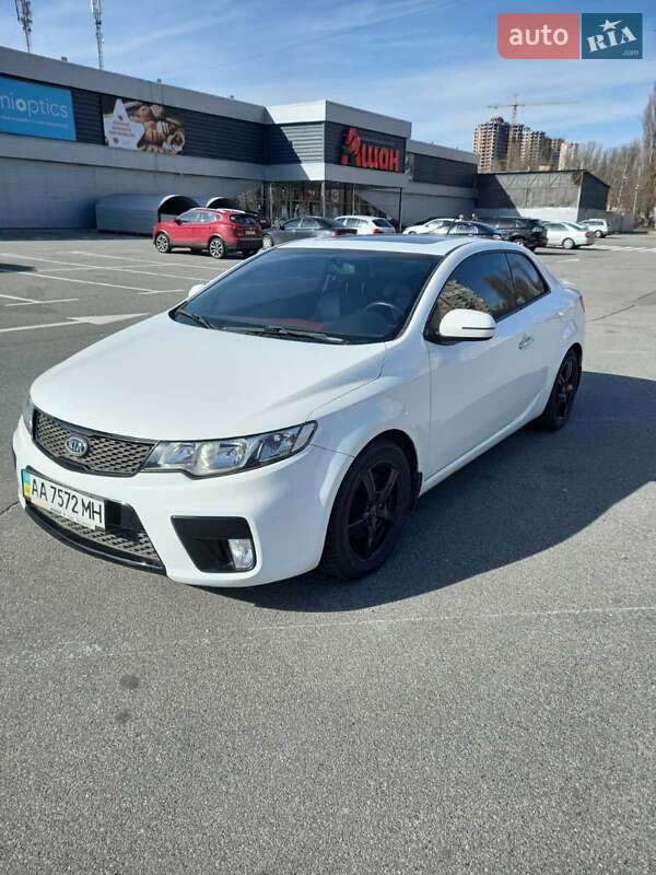 Купе Kia Cerato 2011 в Киеве