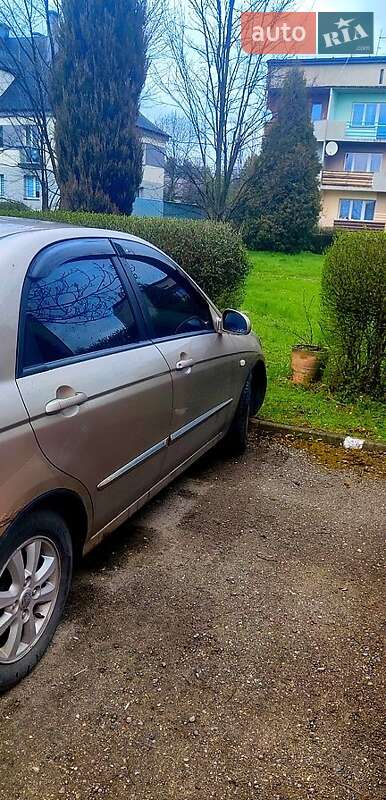 Седан Kia Cerato 2007 в Кривому Розі