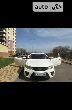 Купе Kia Cerato 2010 в Киеве