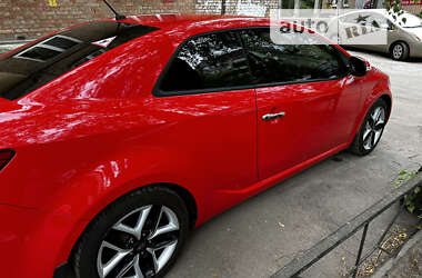 Купе Kia Cerato 2010 в Киеве