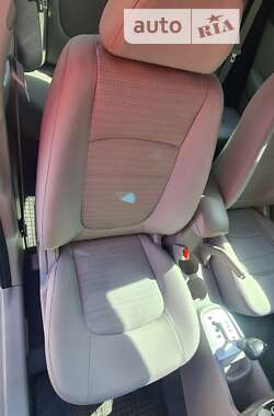 Седан Kia Cerato 2007 в 