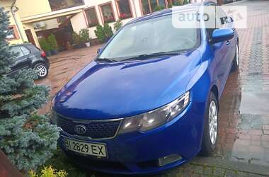 Седан Kia Cerato 2012 в Карловке