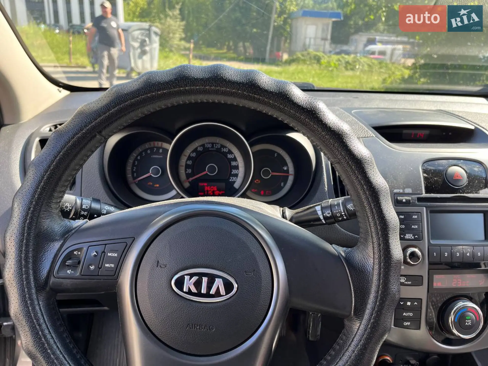 2011 Kia Cerato - мініатюра 26