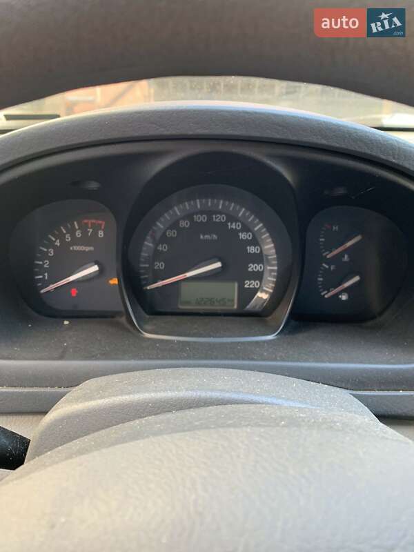 Седан Kia Cerato 2008 в Перечині
