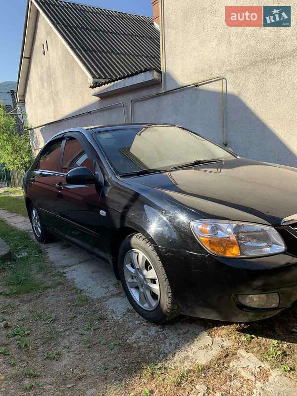 Седан Kia Cerato 2008 в Перечині