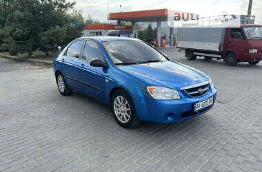 Седан Kia Cerato 2006 в Казатине