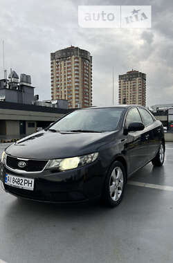 Седан Kia Cerato 2009 в Києві